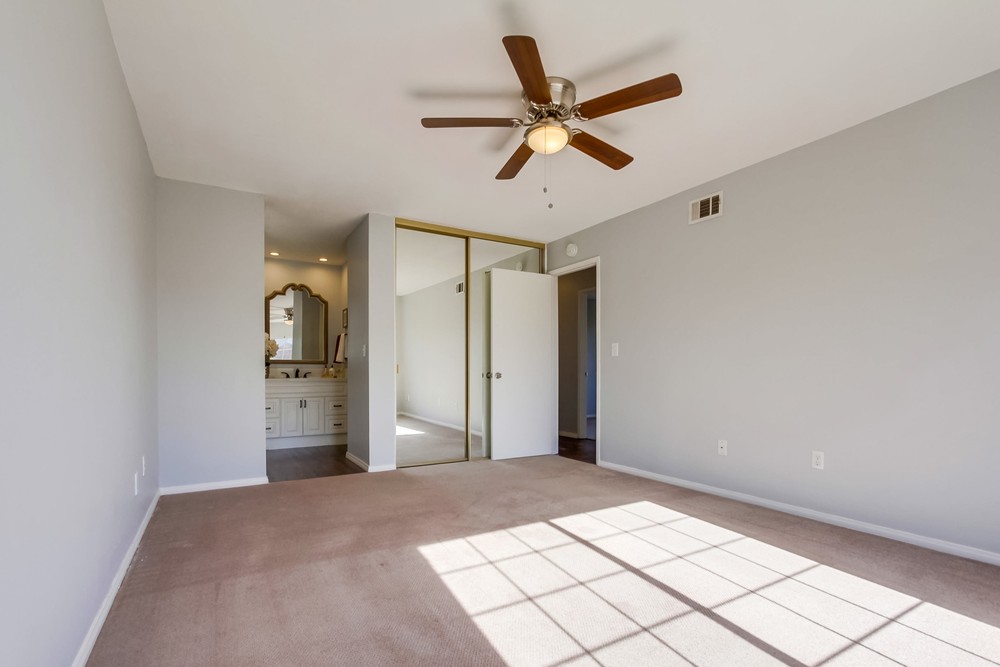 Virtual tour photo 21 of 35 for 6987 Parkside Ave b