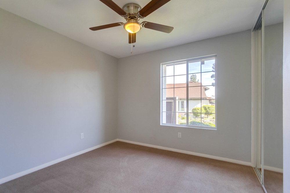 Virtual tour photo 23 of 35 for 6987 Parkside Ave b