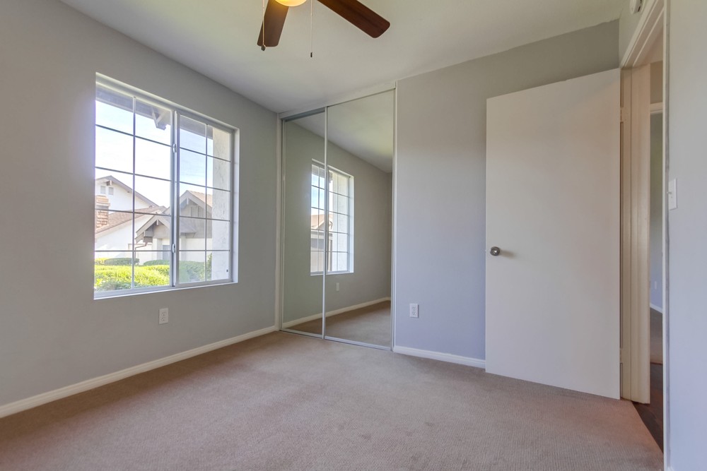 Virtual tour photo 24 of 35 for 6987 Parkside Ave b