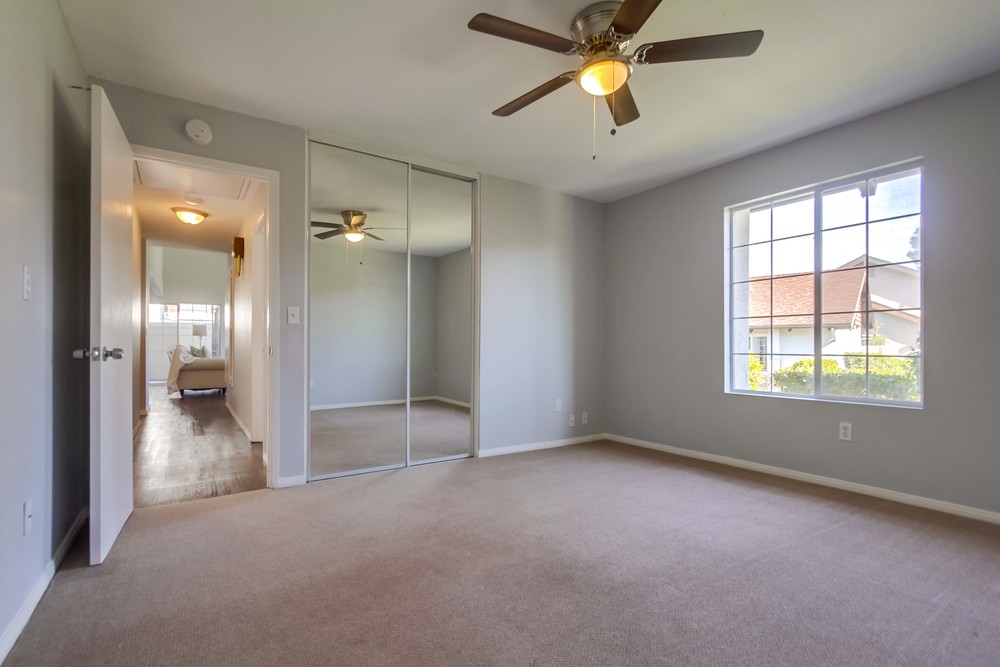 Virtual tour photo 26 of 35 for 6987 Parkside Ave b
