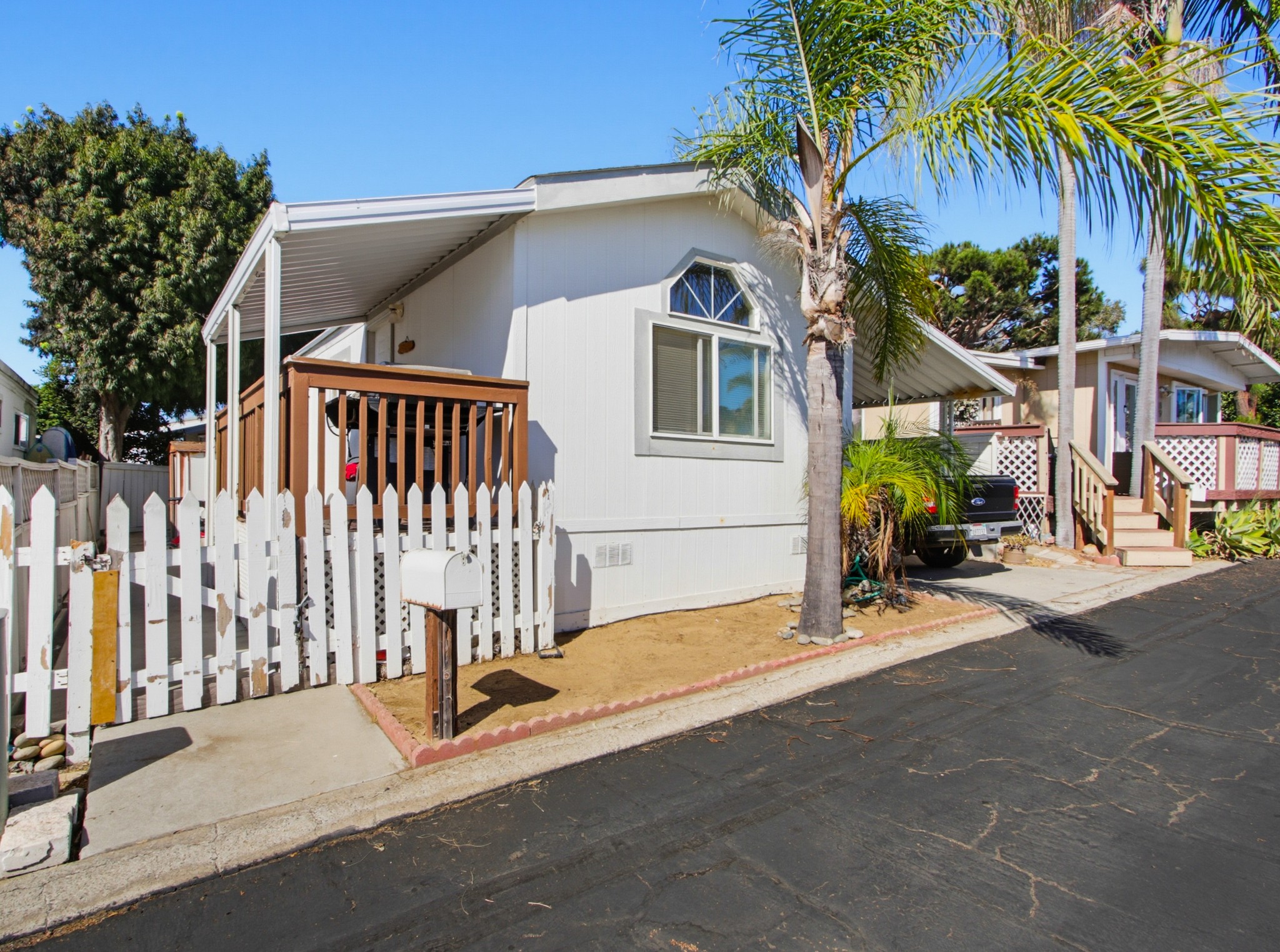 Virtual tour photo 1 of 28 for 699 N Vulcan Ave