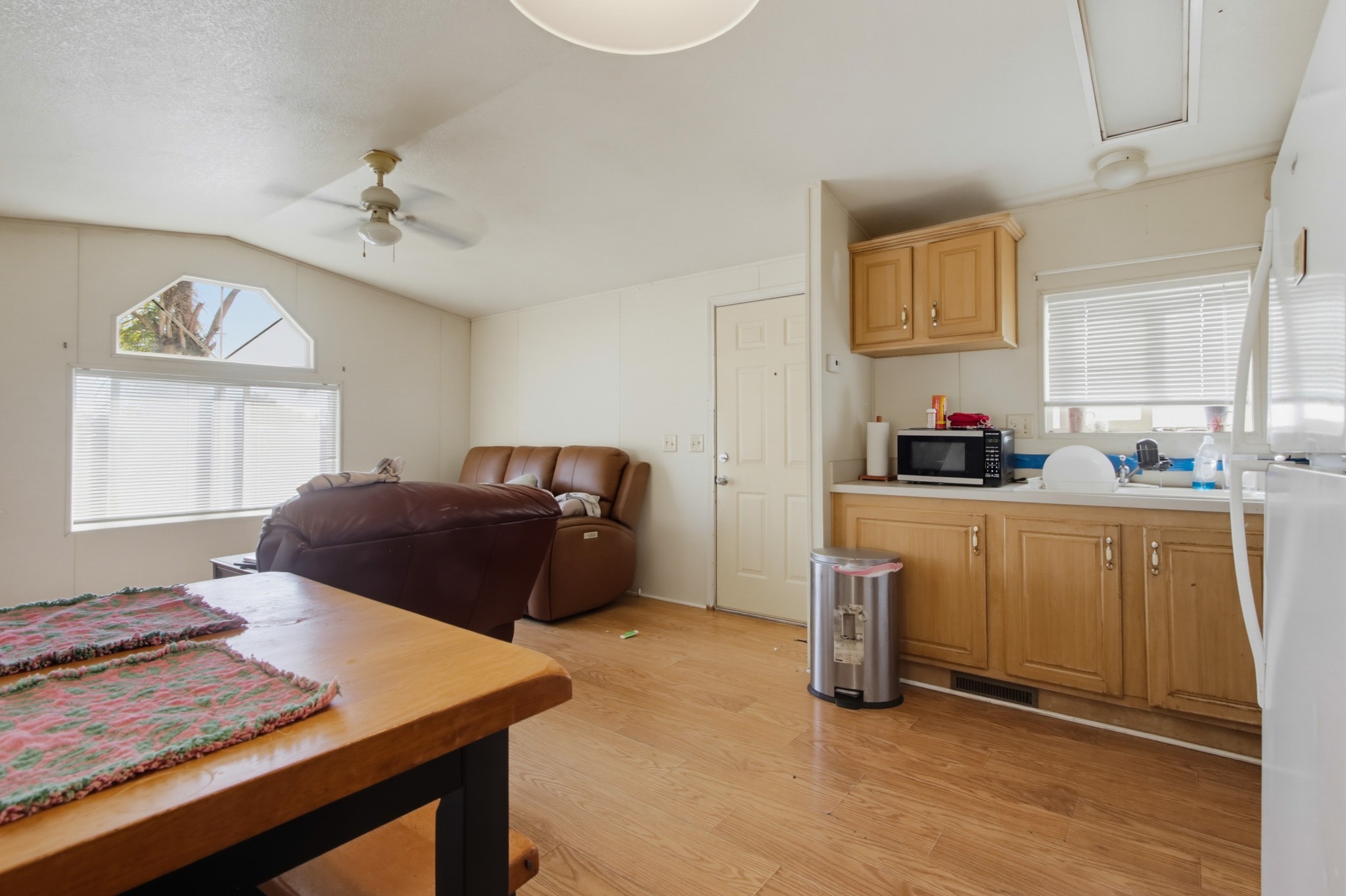 Virtual tour photo 14 of 28 for 699 N Vulcan Ave