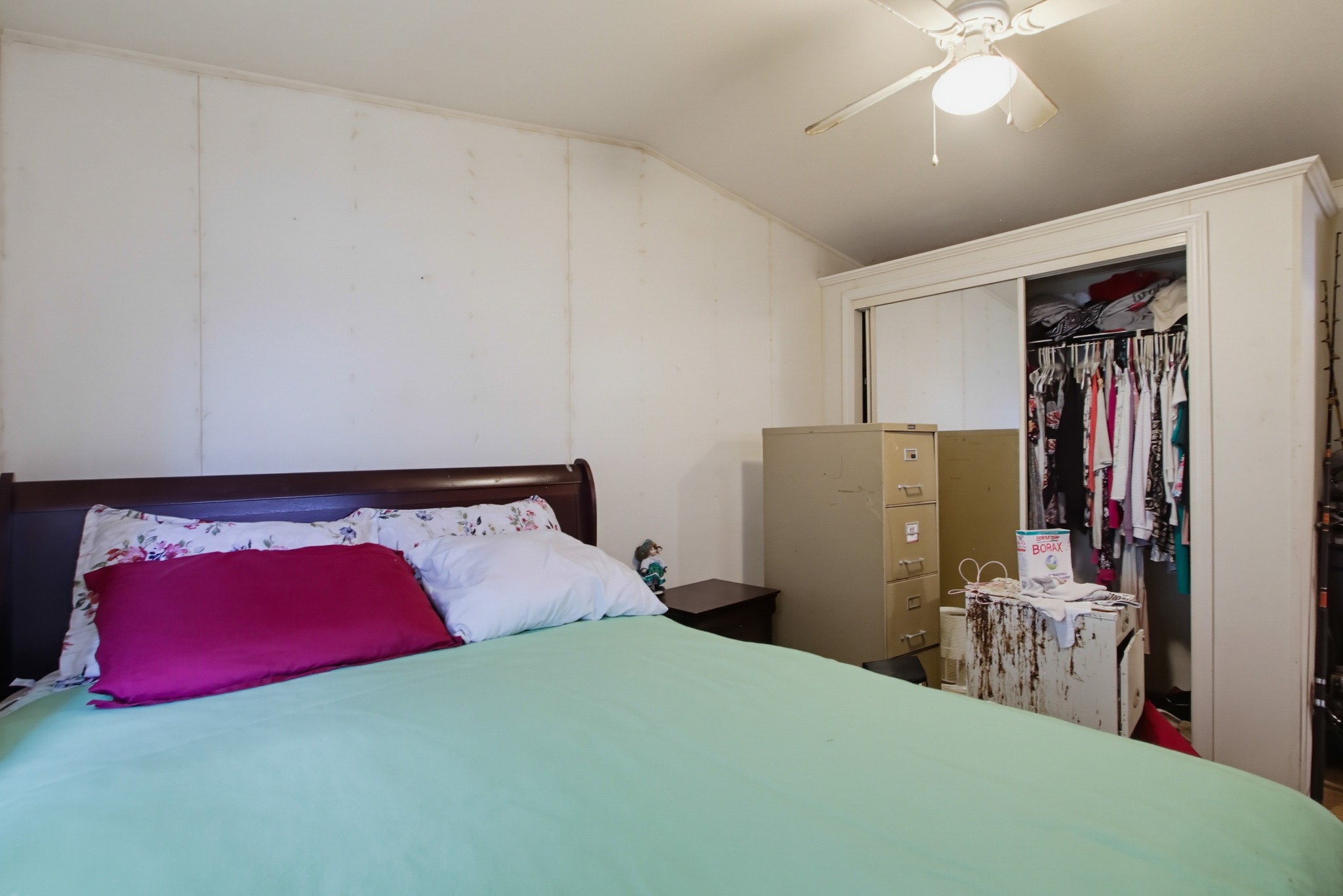 Virtual tour photo 18 of 28 for 699 N Vulcan Ave