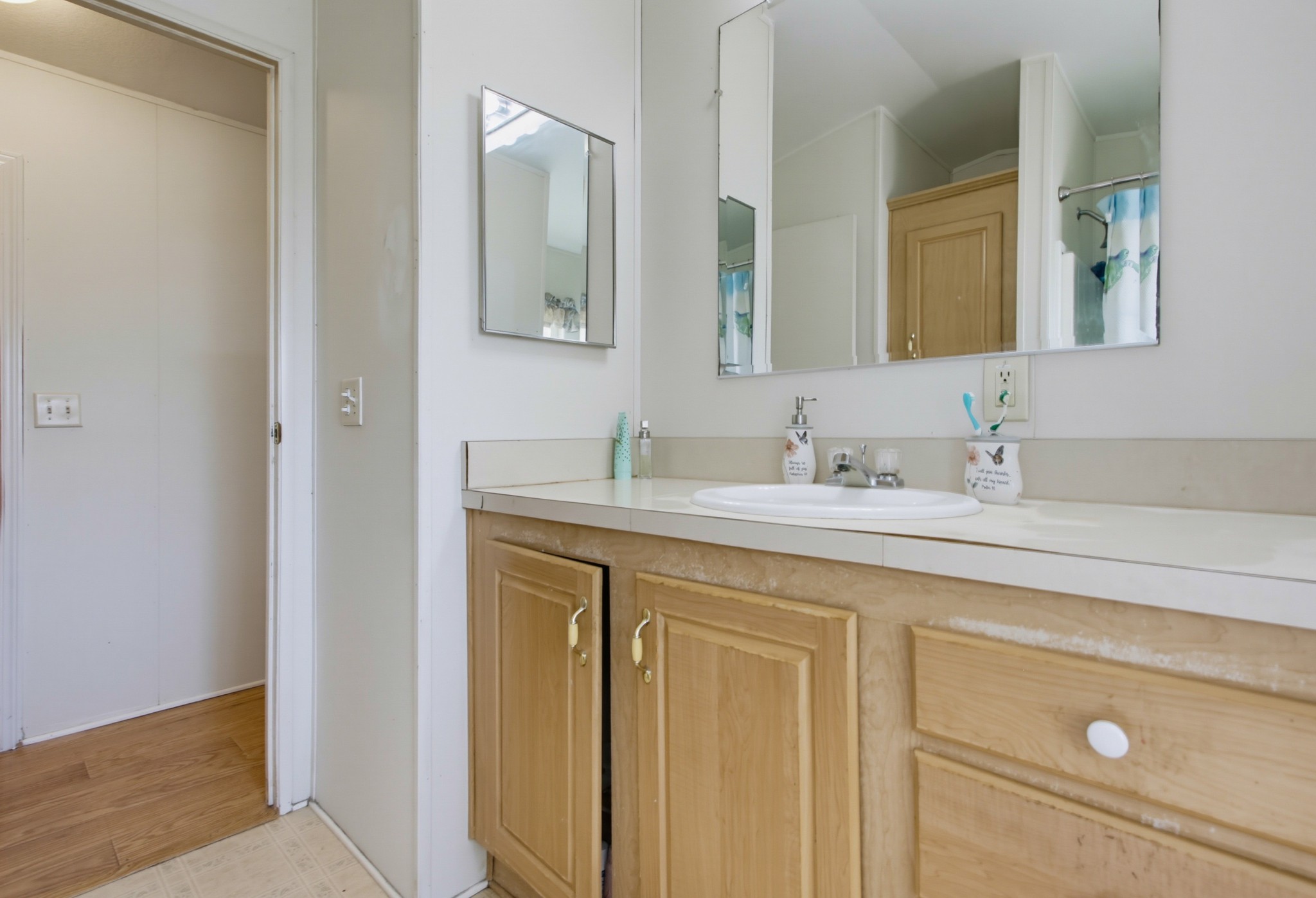 Virtual tour photo 21 of 28 for 699 N Vulcan Ave