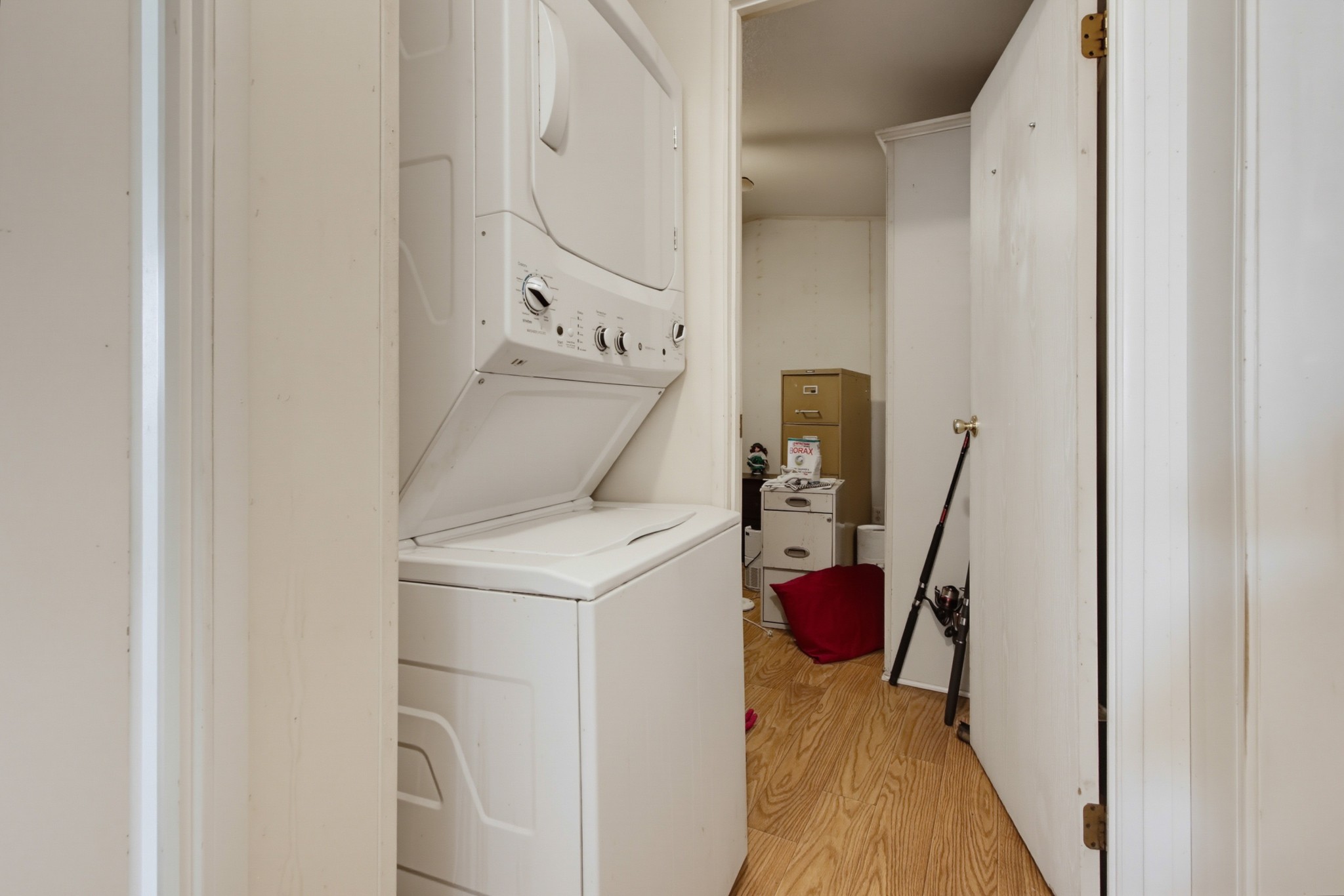 Virtual tour photo 22 of 28 for 699 N Vulcan Ave