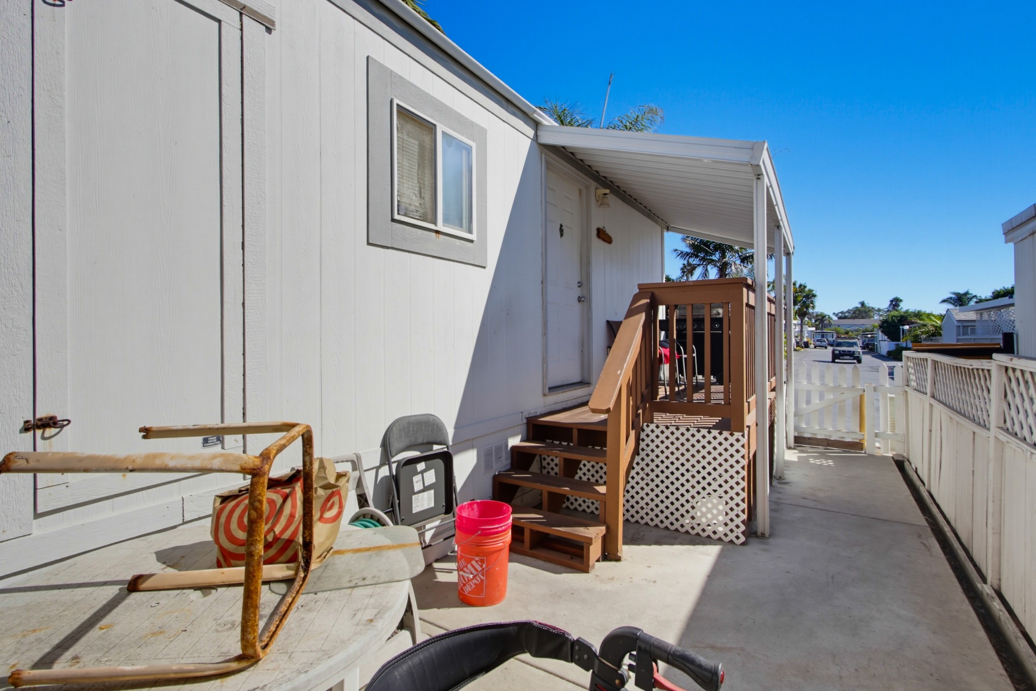 Virtual tour photo 27 of 28 for 699 N Vulcan Ave