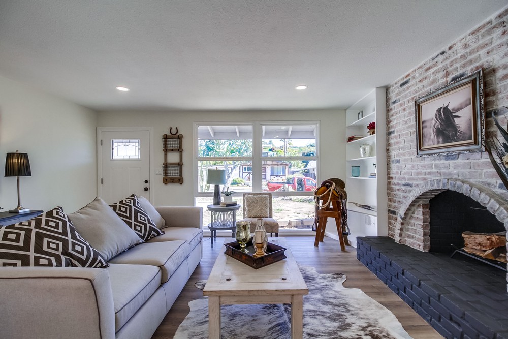 Virtual tour photo 10 of 55 for 6992 Renkrib Ave