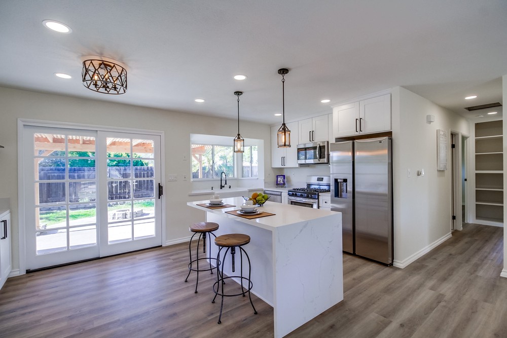 Virtual tour photo 13 of 55 for 6992 Renkrib Ave