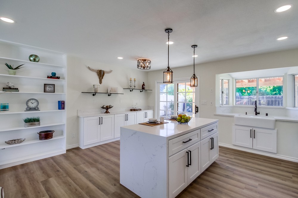 Virtual tour photo 14 of 55 for 6992 Renkrib Ave