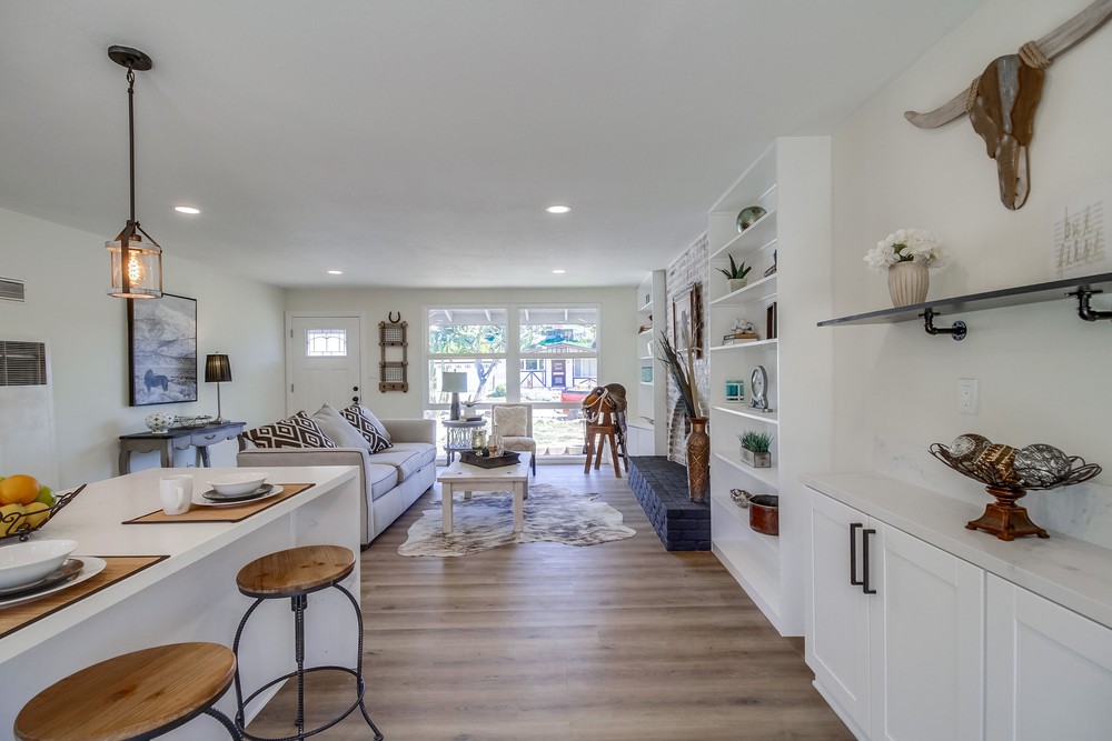 Virtual tour photo 18 of 55 for 6992 Renkrib Ave