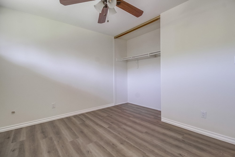 Virtual tour photo 26 of 55 for 6992 Renkrib Ave