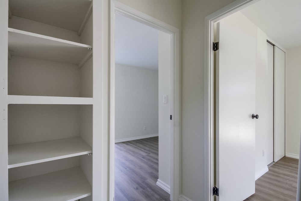 Virtual tour photo 38 of 55 for 6992 Renkrib Ave