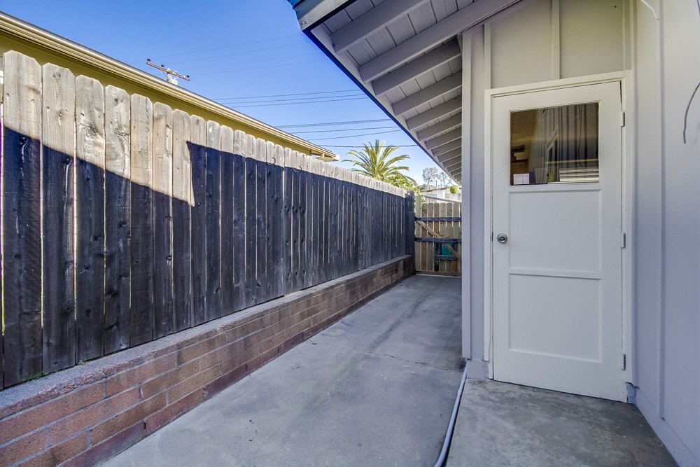 Virtual tour photo 40 of 55 for 6992 Renkrib Ave