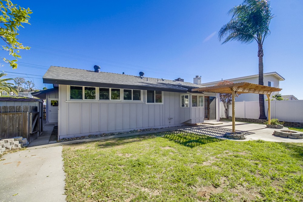 Virtual tour photo 44 of 55 for 6992 Renkrib Ave
