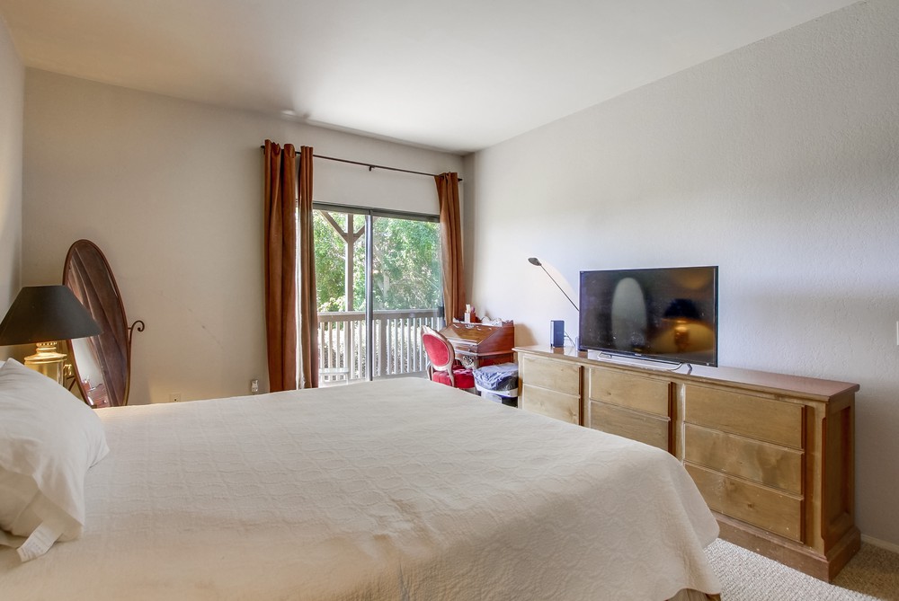Virtual tour photo 31 of 58 for 6995 Camino Revueltos