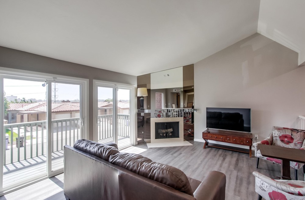 Virtual tour photo 4 of 42 for 6996 Camino Revueltos