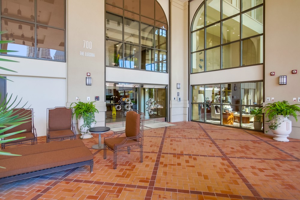 Virtual tour photo 9 of 52 for 700 W E St #101