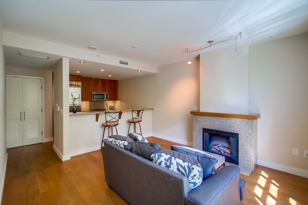 Virtual tour photo 16 of 52 for 700 W E St #101