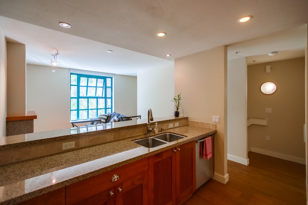 Virtual tour photo 30 of 52 for 700 W E St #101