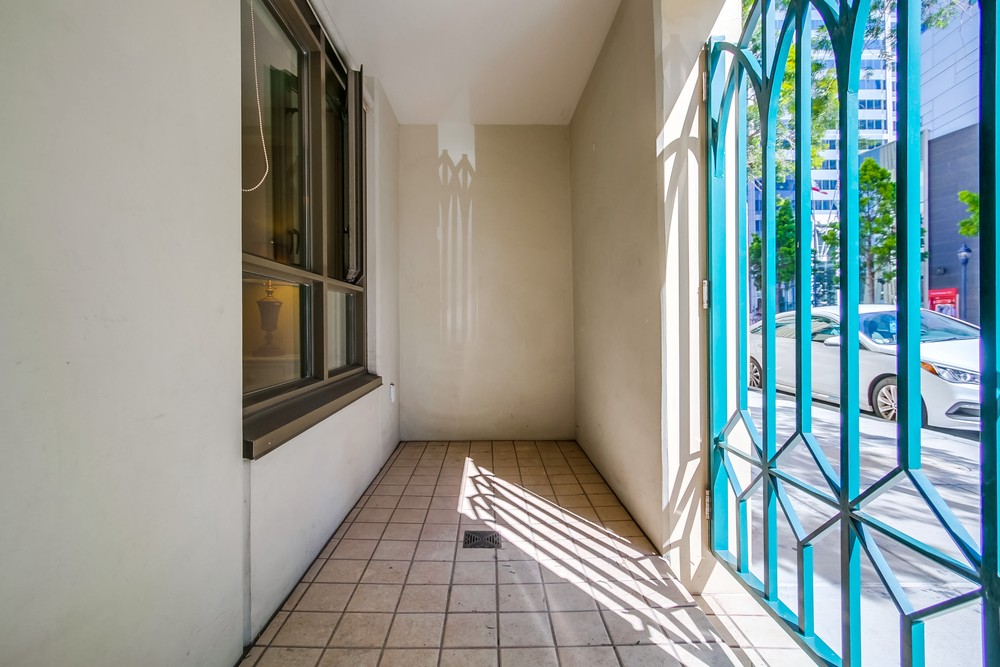 Virtual tour photo 45 of 52 for 700 W E St #101