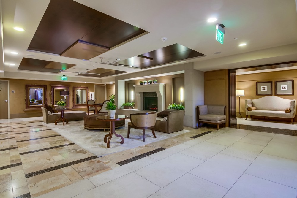 Virtual tour photo 9 of 68 for 700 W E St