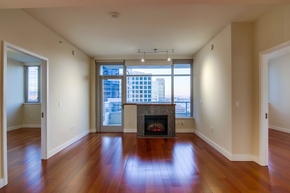 Virtual tour photo 12 of 68 for 700 W E St