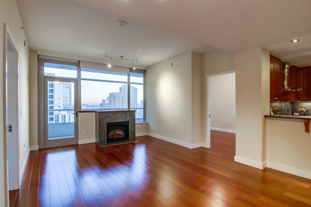 Virtual tour photo 13 of 68 for 700 W E St
