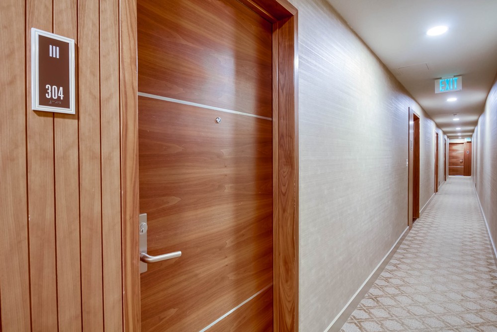 Virtual tour photo 6 of 45 for 700 W E St