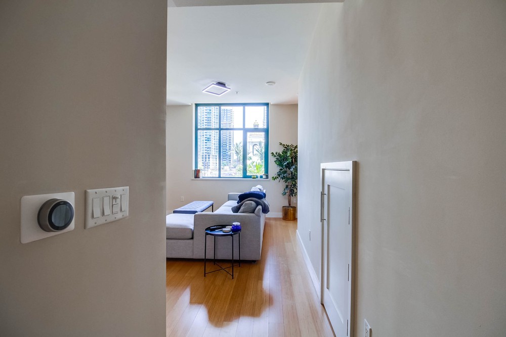 Virtual tour photo 9 of 45 for 700 W E St