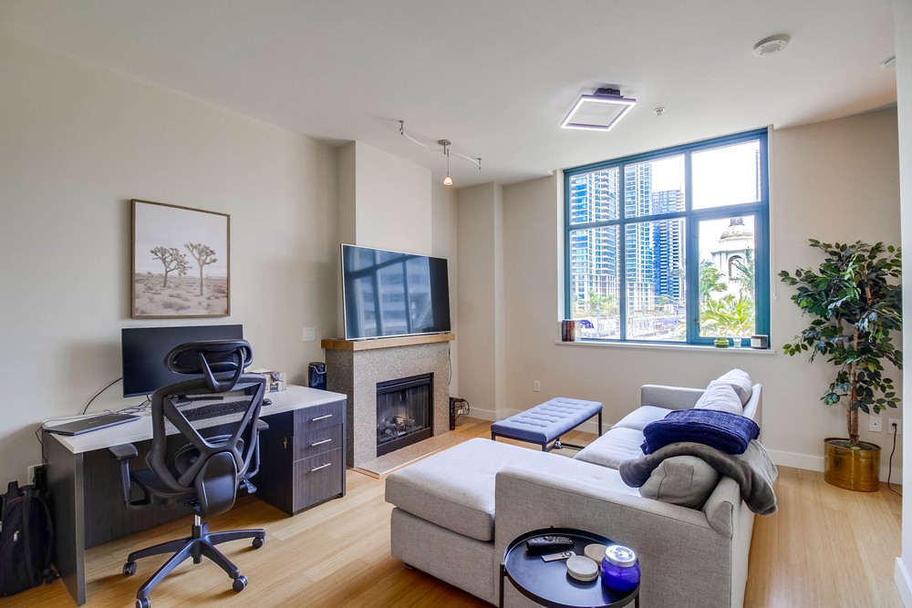 Virtual tour photo 10 of 45 for 700 W E St