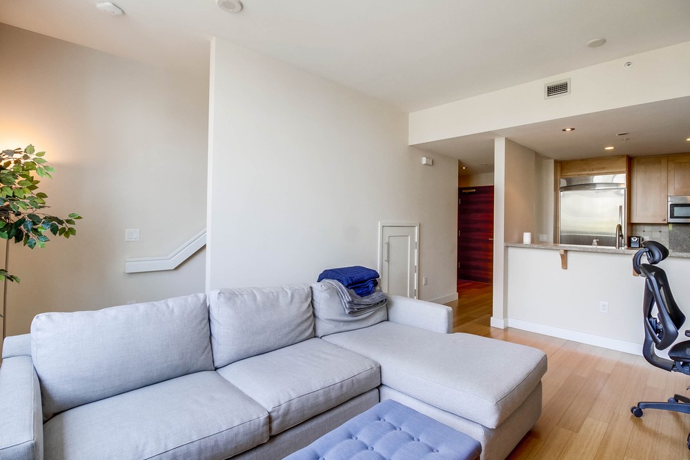 Virtual tour photo 17 of 45 for 700 W E St
