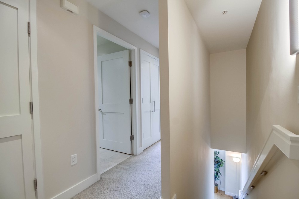 Virtual tour photo 33 of 45 for 700 W E St