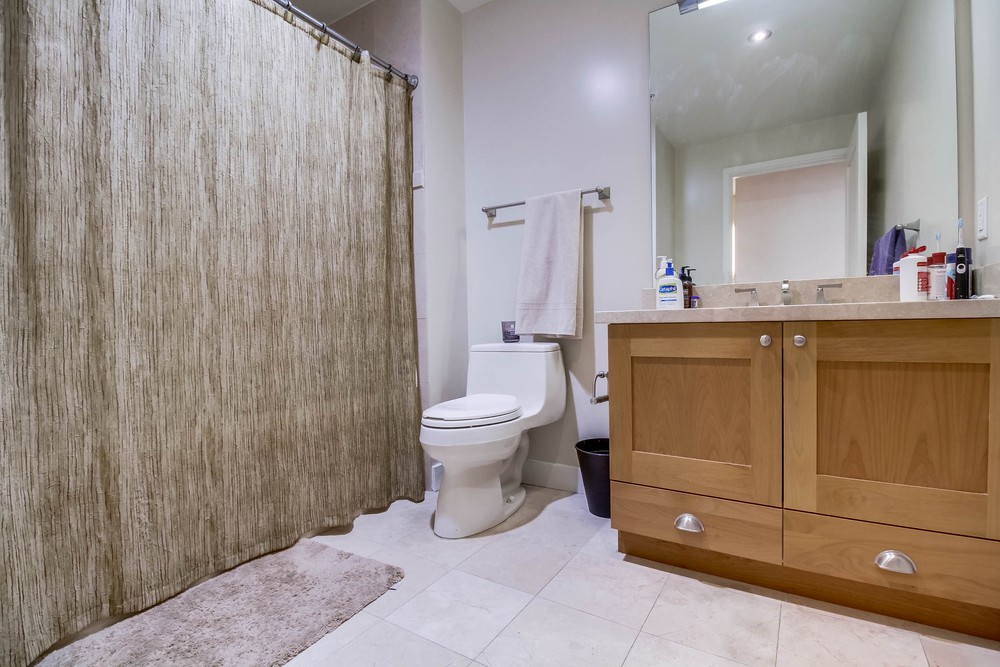 Virtual tour photo 41 of 45 for 700 W E St