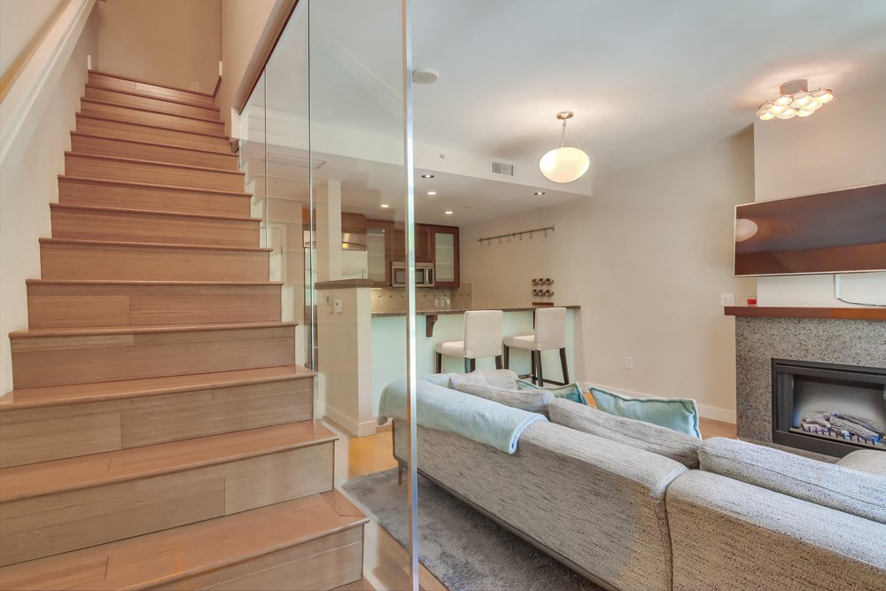 Virtual tour photo 22 of 38 for 700 W E St