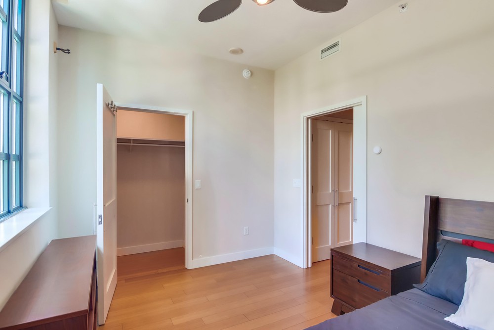 Virtual tour photo 35 of 38 for 700 W E St