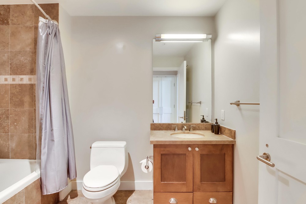 Virtual tour photo 36 of 38 for 700 W E St