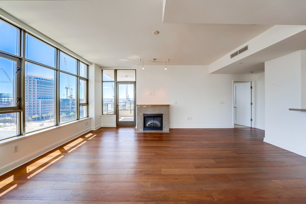Virtual tour photo 17 of 65 for 700 W E St UNIT 1006
