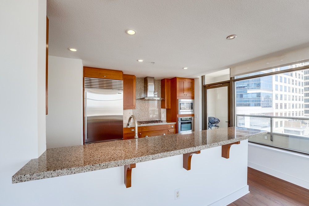Virtual tour photo 25 of 65 for 700 W E St UNIT 1006