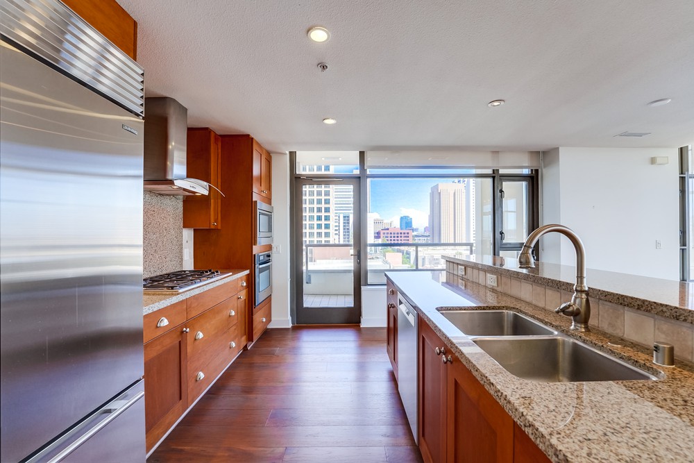 Virtual tour photo 32 of 65 for 700 W E St UNIT 1006