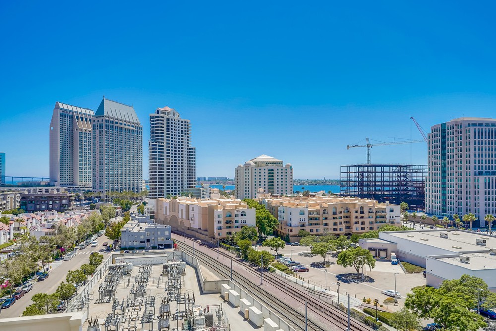 Virtual tour photo 64 of 65 for 700 W E St UNIT 1006