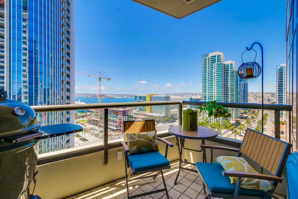 Virtual tour photo 33 of 46 for 700 W E ST UNIT 1703