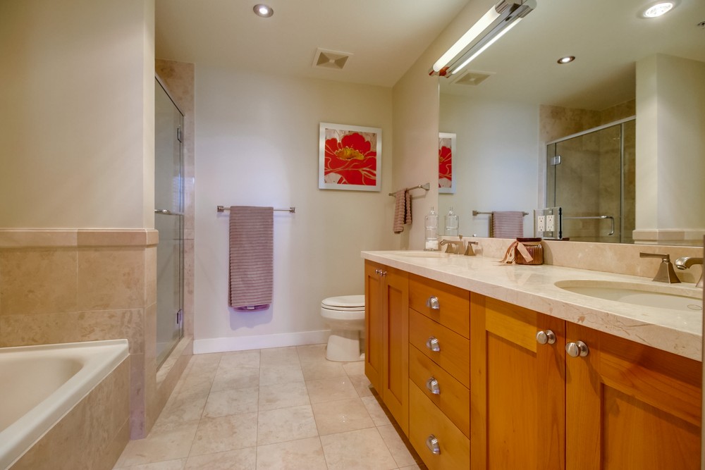 Virtual tour photo 27 of 46 for 700 W E ST UNIT 1703