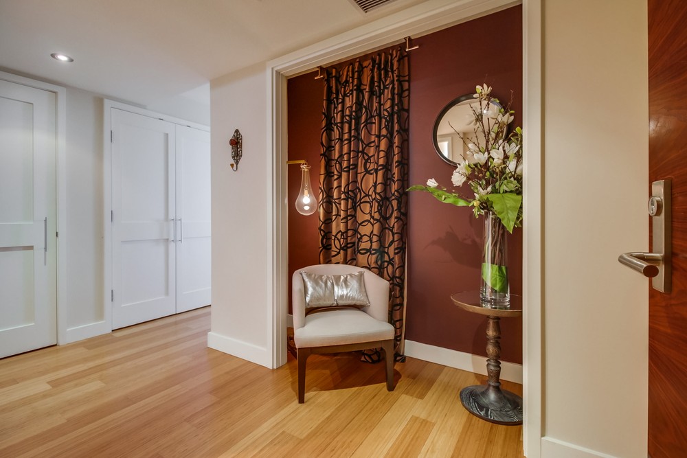 Virtual tour photo 9 of 46 for 700 W E ST UNIT 1703