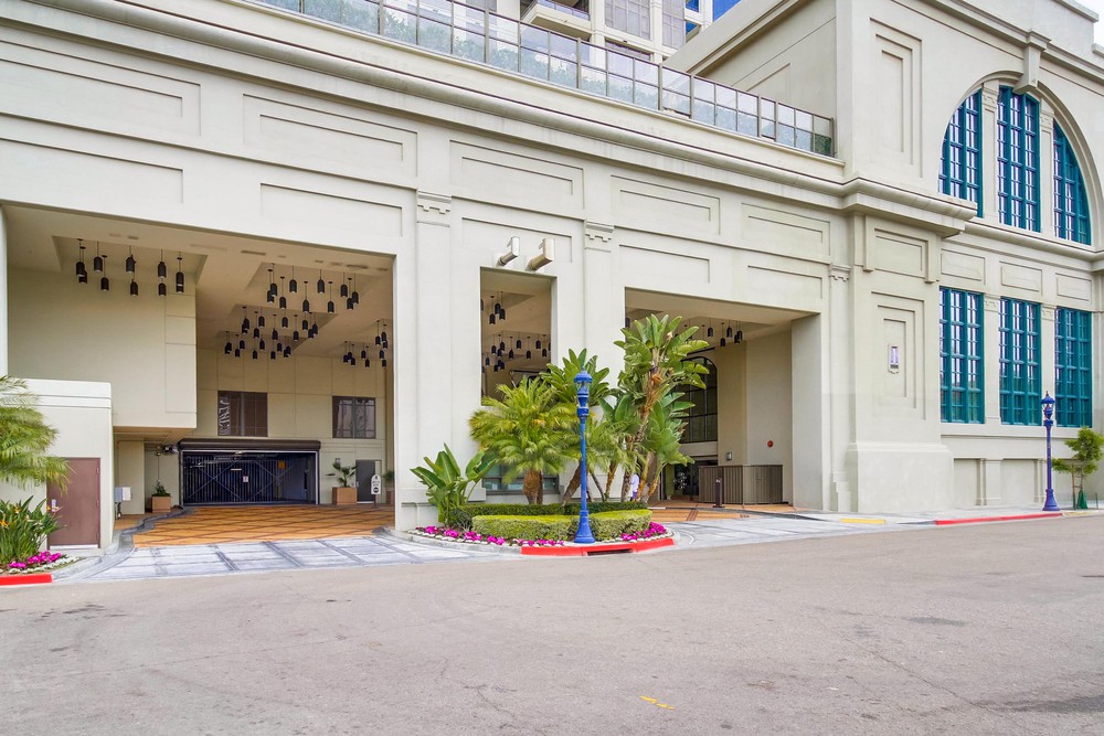 Virtual tour photo 7 of 72 for 700 W E St UNIT 3001
