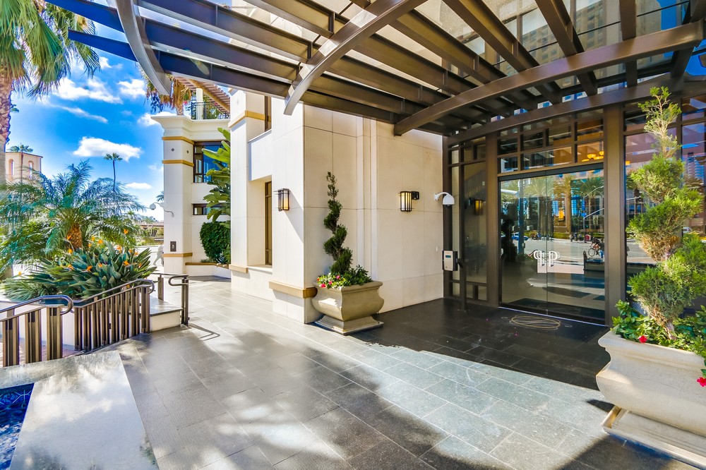 Virtual tour photo 55 of 82 for 700 W Harbor Dr #1406