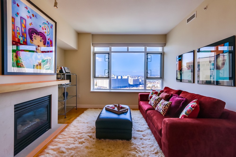 Virtual tour photo 4 of 82 for 700 W Harbor Dr #1406