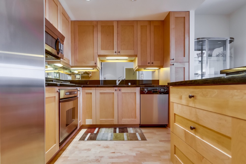 Virtual tour photo 12 of 82 for 700 W Harbor Dr #1406