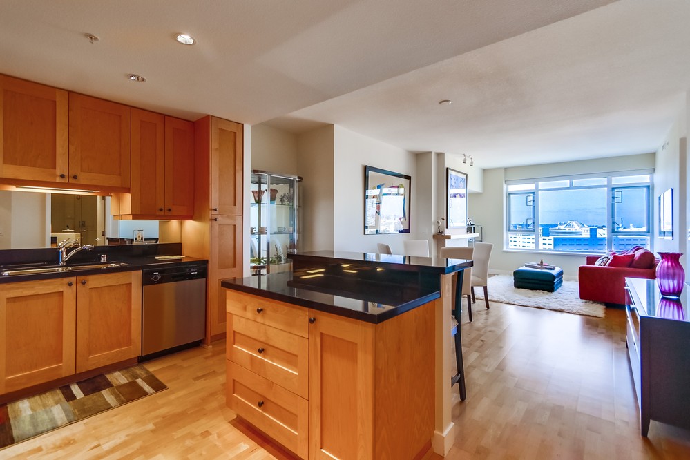 Virtual tour photo 13 of 82 for 700 W Harbor Dr #1406