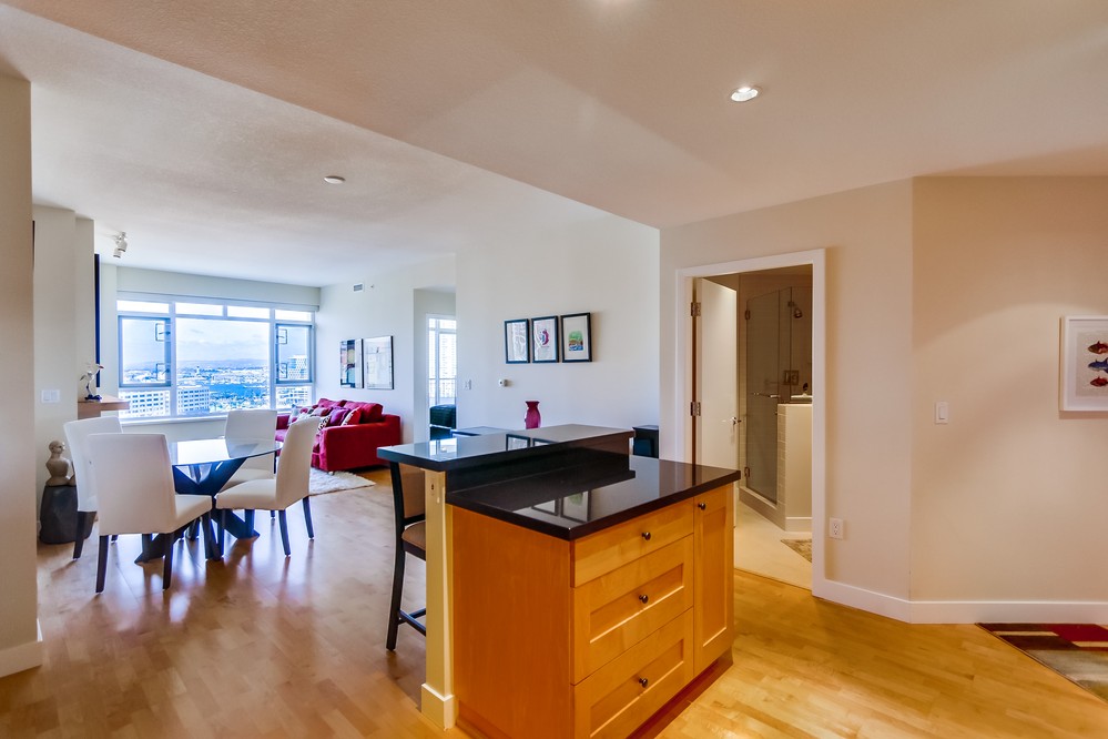 Virtual tour photo 14 of 82 for 700 W Harbor Dr #1406