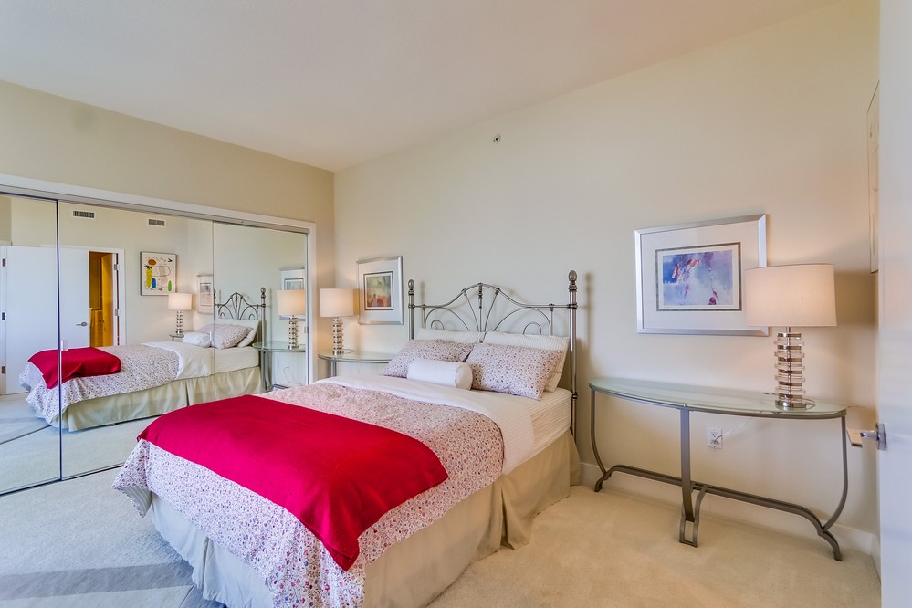 Virtual tour photo 22 of 82 for 700 W Harbor Dr #1406